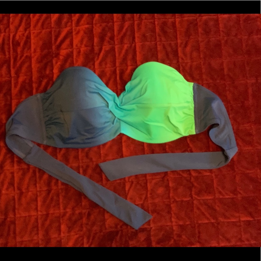 Bikini top
